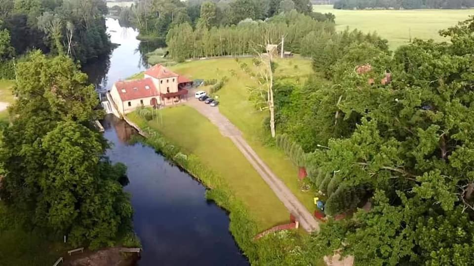 Вилла Gosciniec Pod Wegorzem Olownik Экстерьер фото