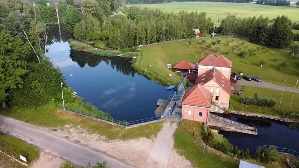 Вилла Gosciniec Pod Wegorzem Olownik Экстерьер фото