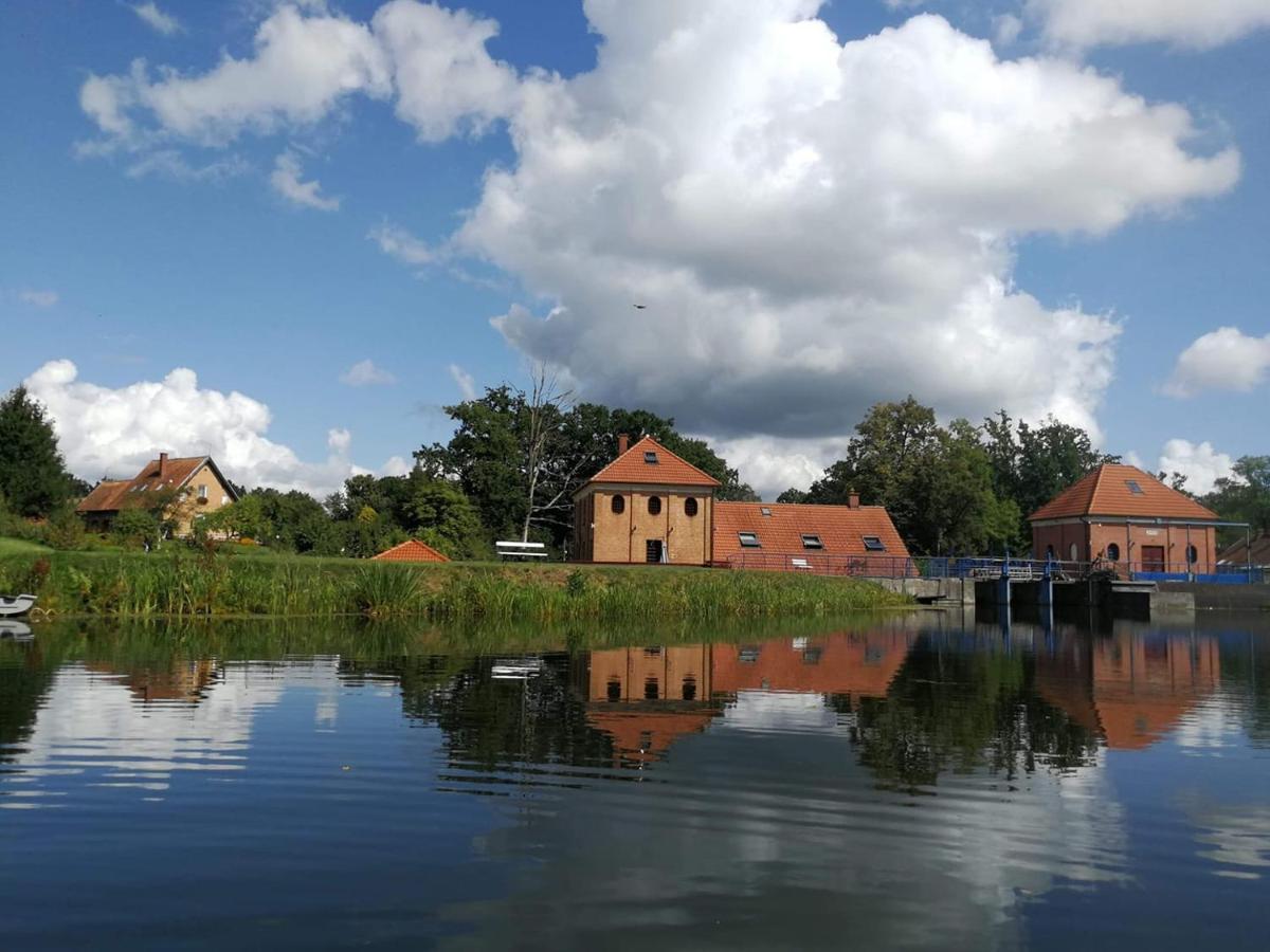 Вилла Gosciniec Pod Wegorzem Olownik Экстерьер фото