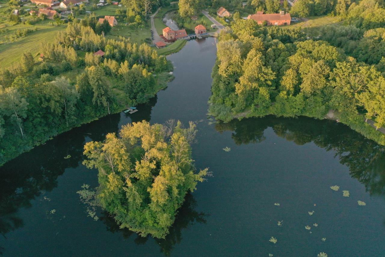 Вилла Gosciniec Pod Wegorzem Olownik Экстерьер фото