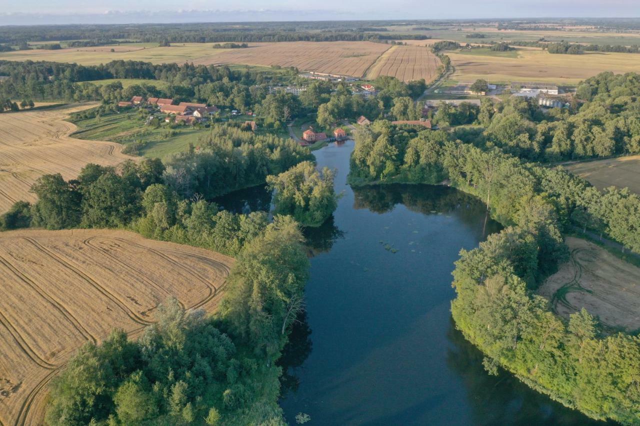 Вилла Gosciniec Pod Wegorzem Olownik Экстерьер фото